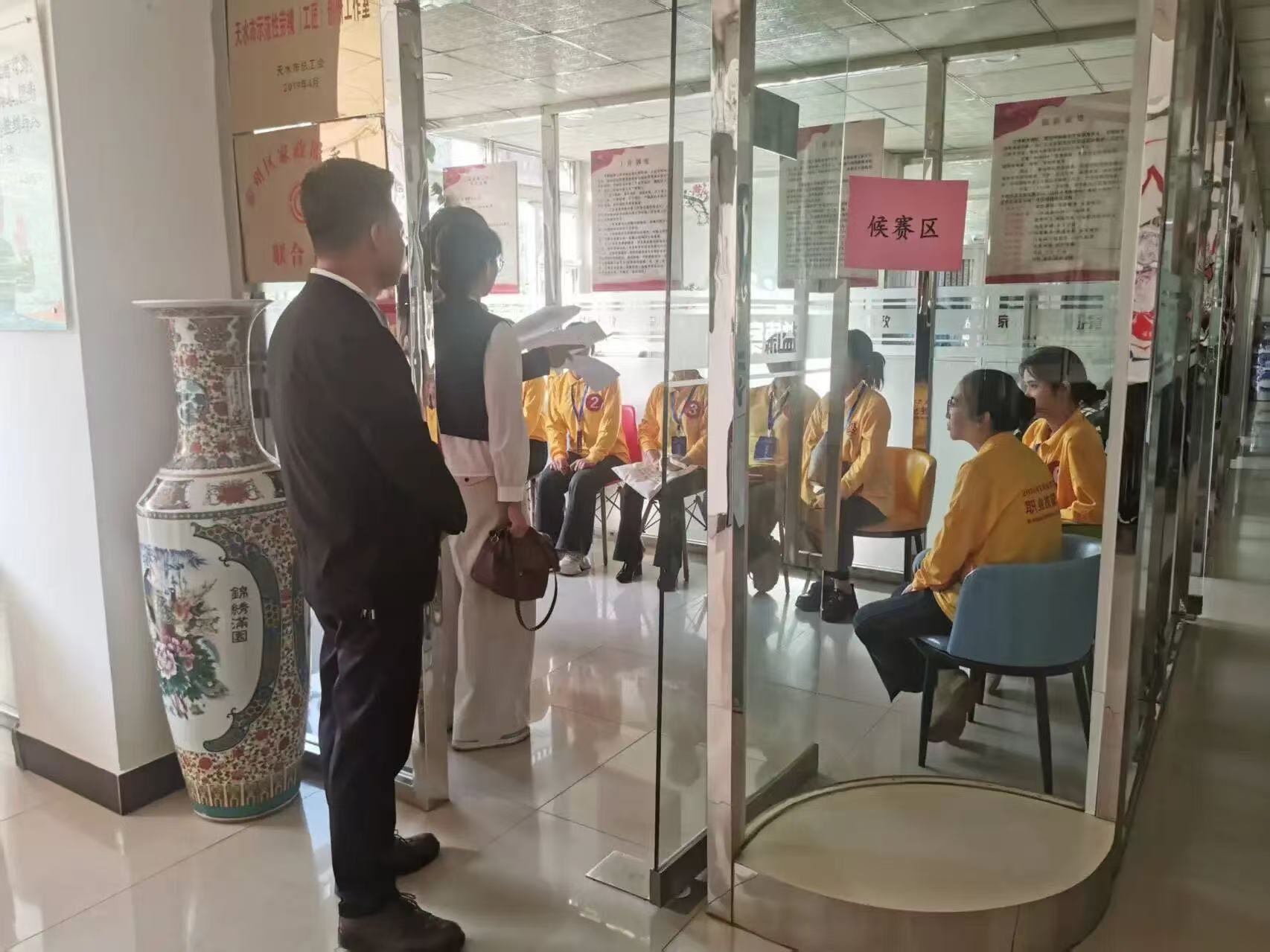 06d4cfbafef302bd7460b5d133ce438b.jpg 06d4cfbafef302bd7460b5d133ce438b.jpg